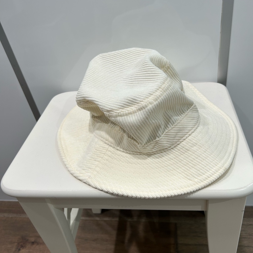 Brixton Ivory and Black Bucket Hat